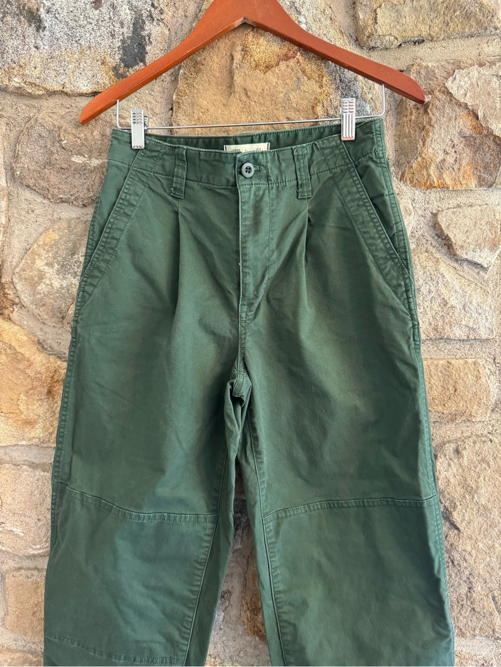 Madewell The Perfect Vintage Straight Pant in Dark Forest Wash: Pleated Edition - Picture 7 of 12